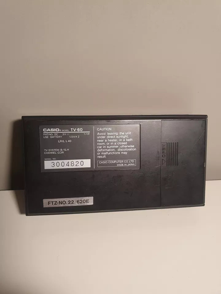 Casio - TV-60 Taschen Fernseher Radio TV & FM/AM Receiver - Ravify - Dein Shop für Retro- und Vintageartikel
