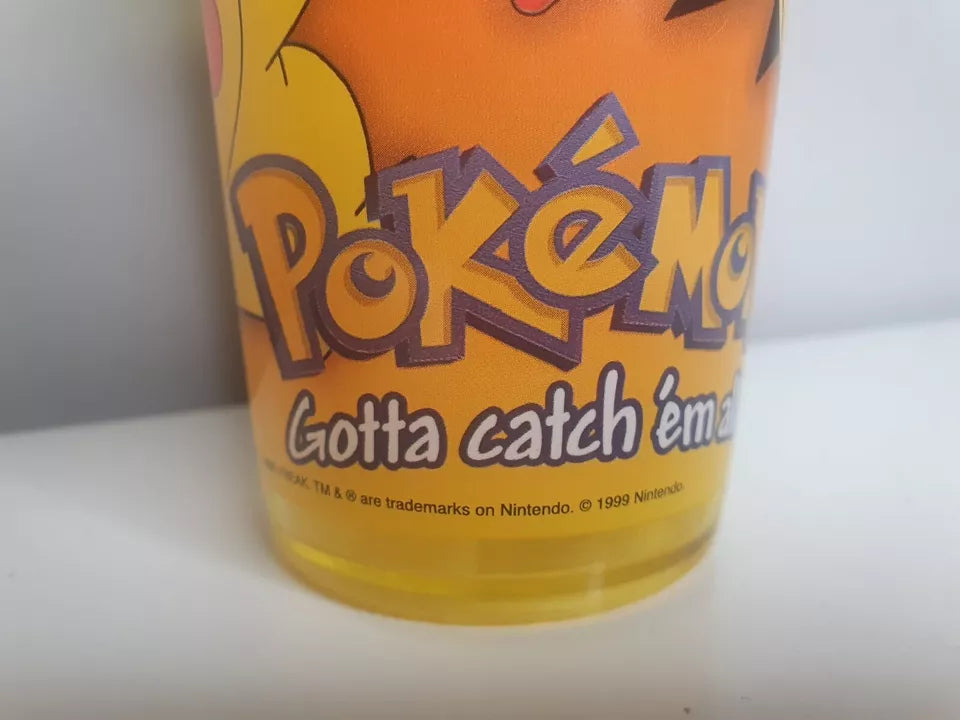 Pokémon Vintage Becher - Jahr 1999 - Pikachu oder Schiggy - Ravify - Dein Shop für Retro- und Vintageartikel