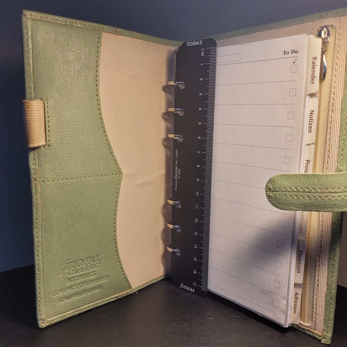 Filofax Classic Compact Organiser Botanics Italian Leather - A6