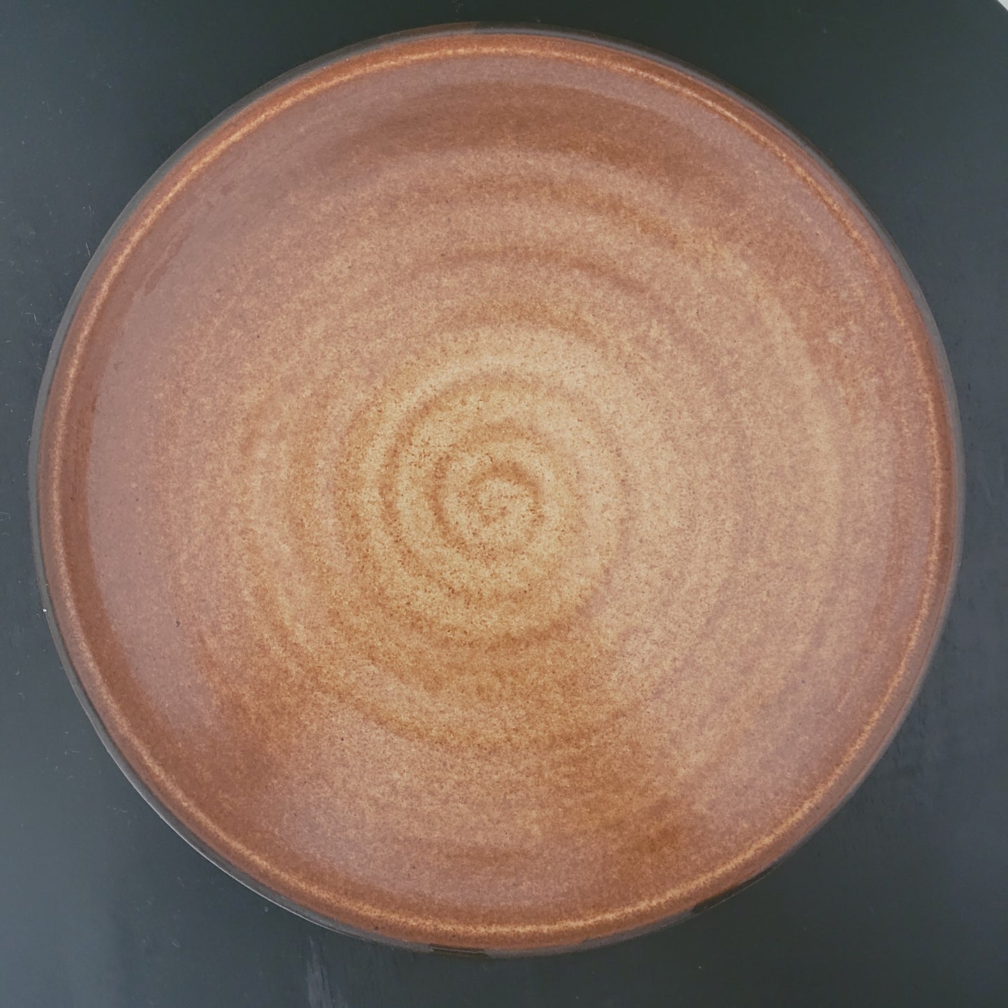 Käseglocke Unterseite vorne