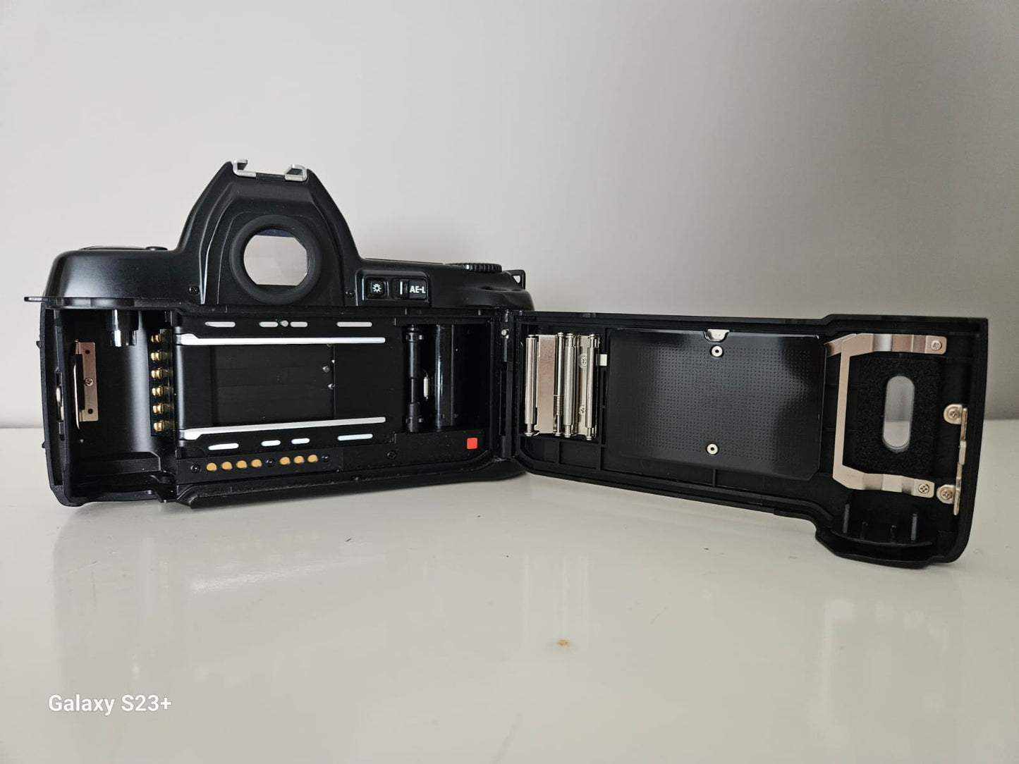 Nikon AF-801 - Spiegelreflexkamera - Ravify - Dein Shop für Retro- und Vintageartikel