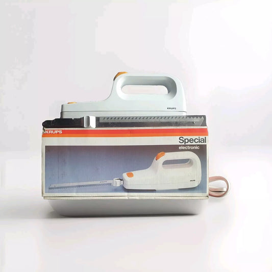 Krups Artikel Nr.378 Elektromesser - Produktbild mit weiß-grauem Hintergrund