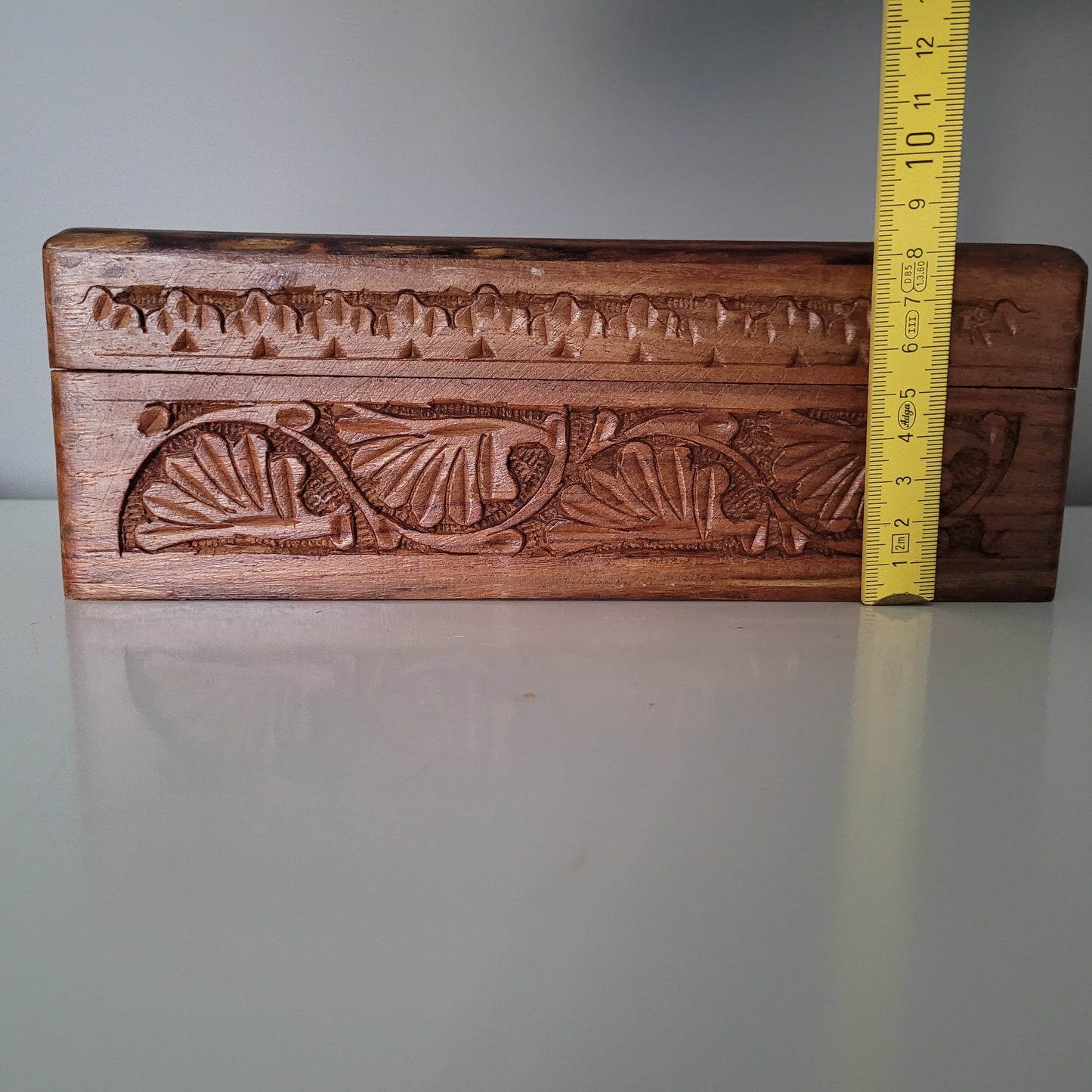 Vintage Schatulle aus Holz mit elegantem Motiv - Ravify - Dein Shop für Retro- und Vintageartikel