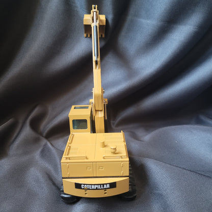 NZG Caterpillar CAT 215 Raupenbagger – Maßstab 1:50 – Modell No. 190