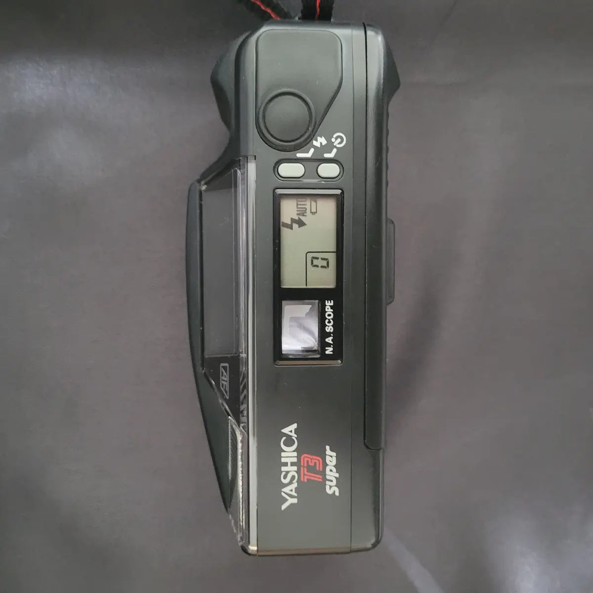 Yashica T3 Super Analogkamera mit Carl Zeiss Tessar 2,8/35 T* Objektiv