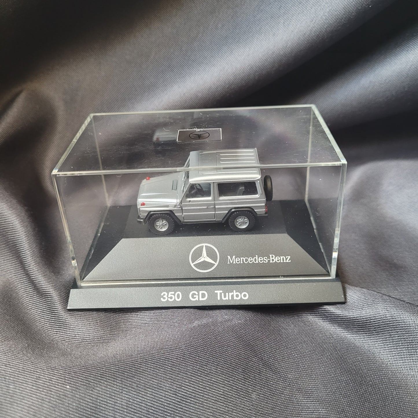 Schuco, Hongwell, Busch, Ricko, Welly, Märklin – Modellautos Maßstab 1:87, 1:72