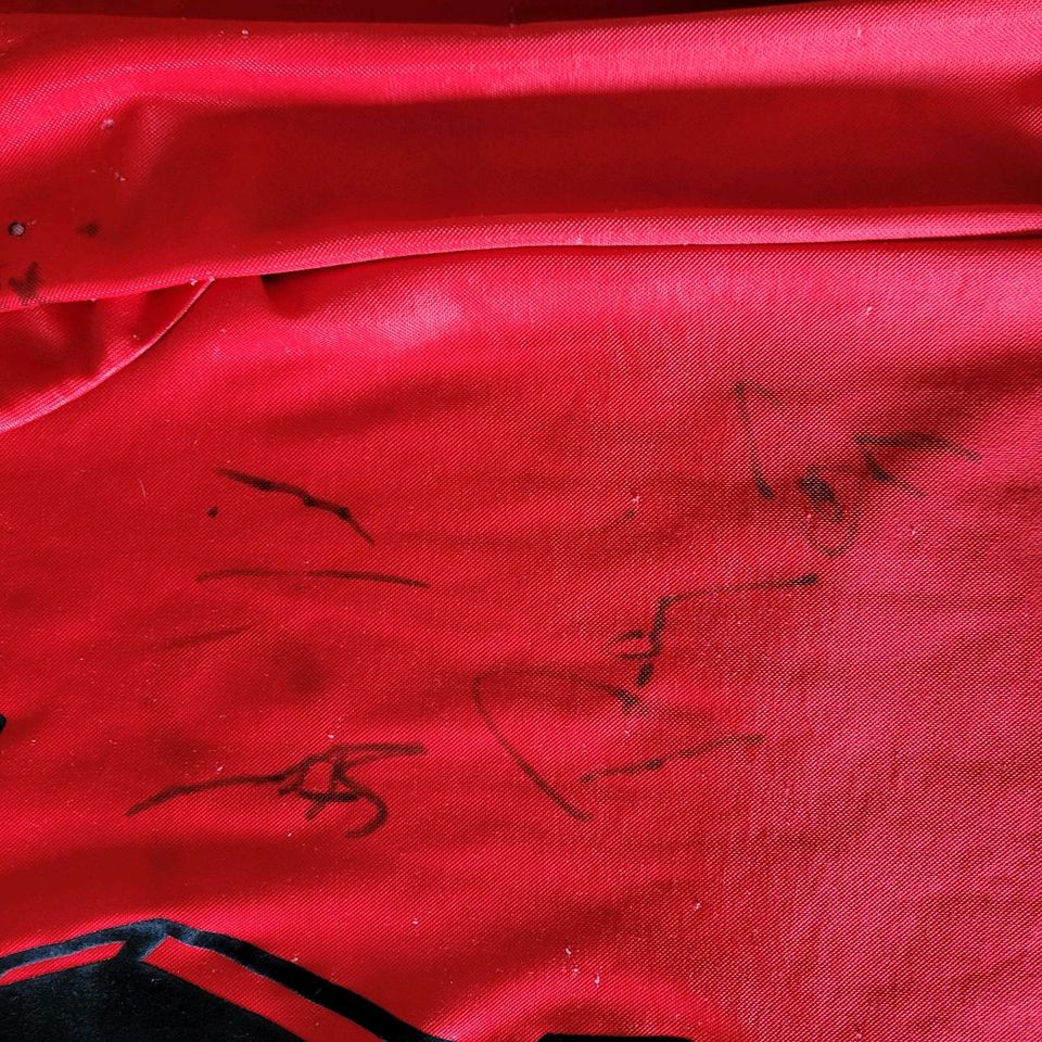 1.FC Köln Trikot Vintage 91/92 - Originalsignaturen u.a. Illgner - Ravify - Dein Shop für Retro- und Vintageartikel