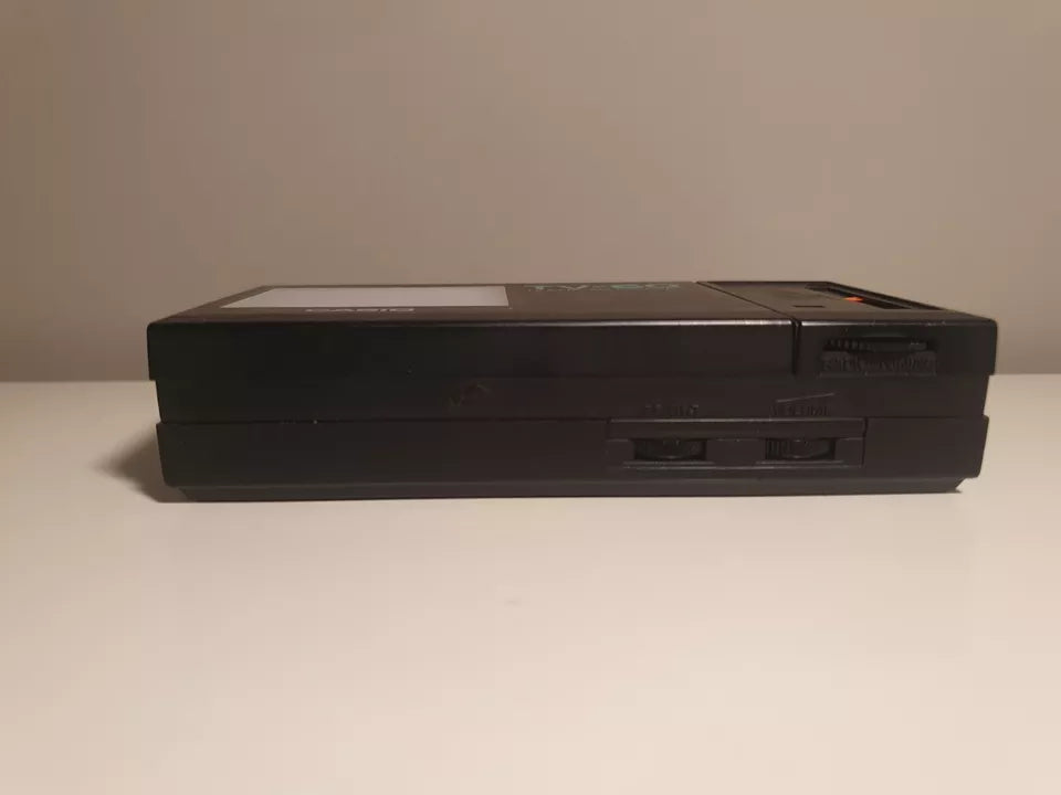 Casio - TV-60 Taschen Fernseher Radio TV & FM/AM Receiver - Ravify - Dein Shop für Retro- und Vintageartikel