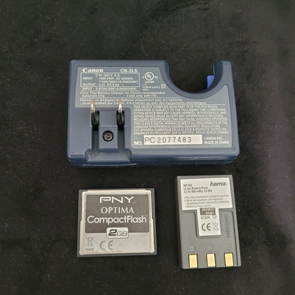 Canon IXY Digital 300 2.1 Megapixel inkl. Zuberhörpaket