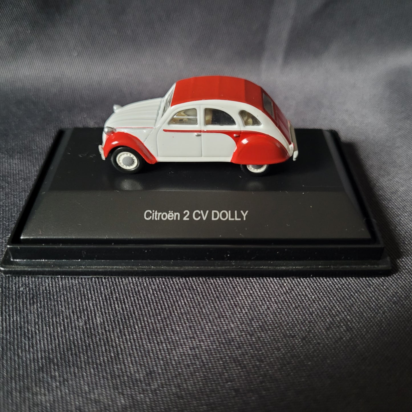 Schuco, Hongwell, Busch, Ricko, Welly, Märklin – Modellautos Maßstab 1:87, 1:72