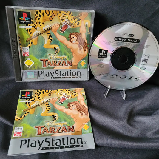 Das PlayStation 1 Spiel Disney’s Tarzan inklusive Originalhülle, Spiel-Disc und Anleitung.