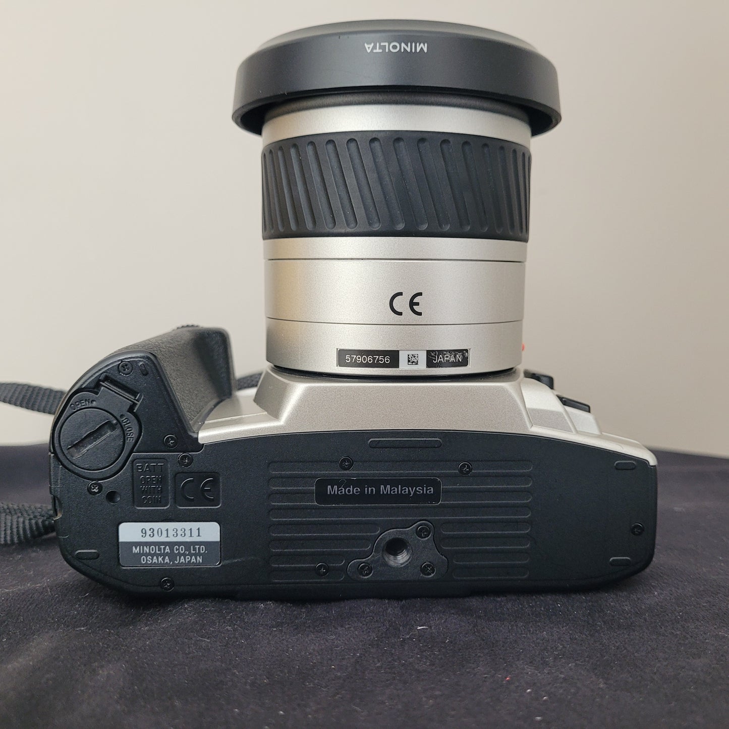Minolta Dynax 404si Kleinbild Spiegelreflexkamera inkl. Objektiv AF Zoom und Tasche