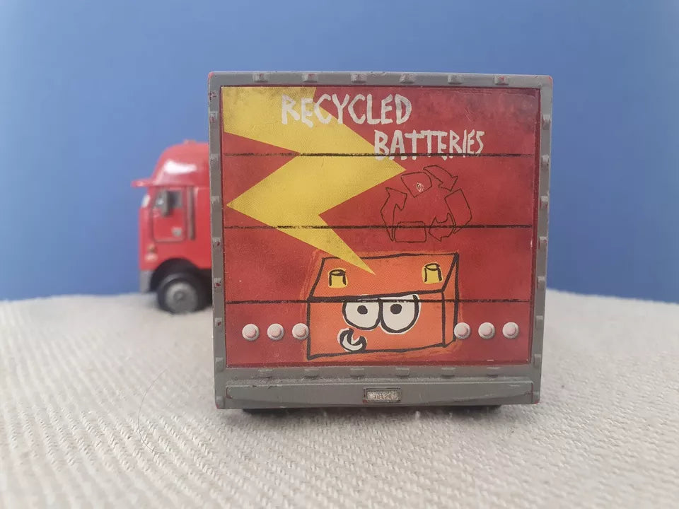 Disney Pixar Cars - Jerry Recycled Batteries "Race o Rama" - Ravify - Dein Shop für Retro- und Vintageartikel