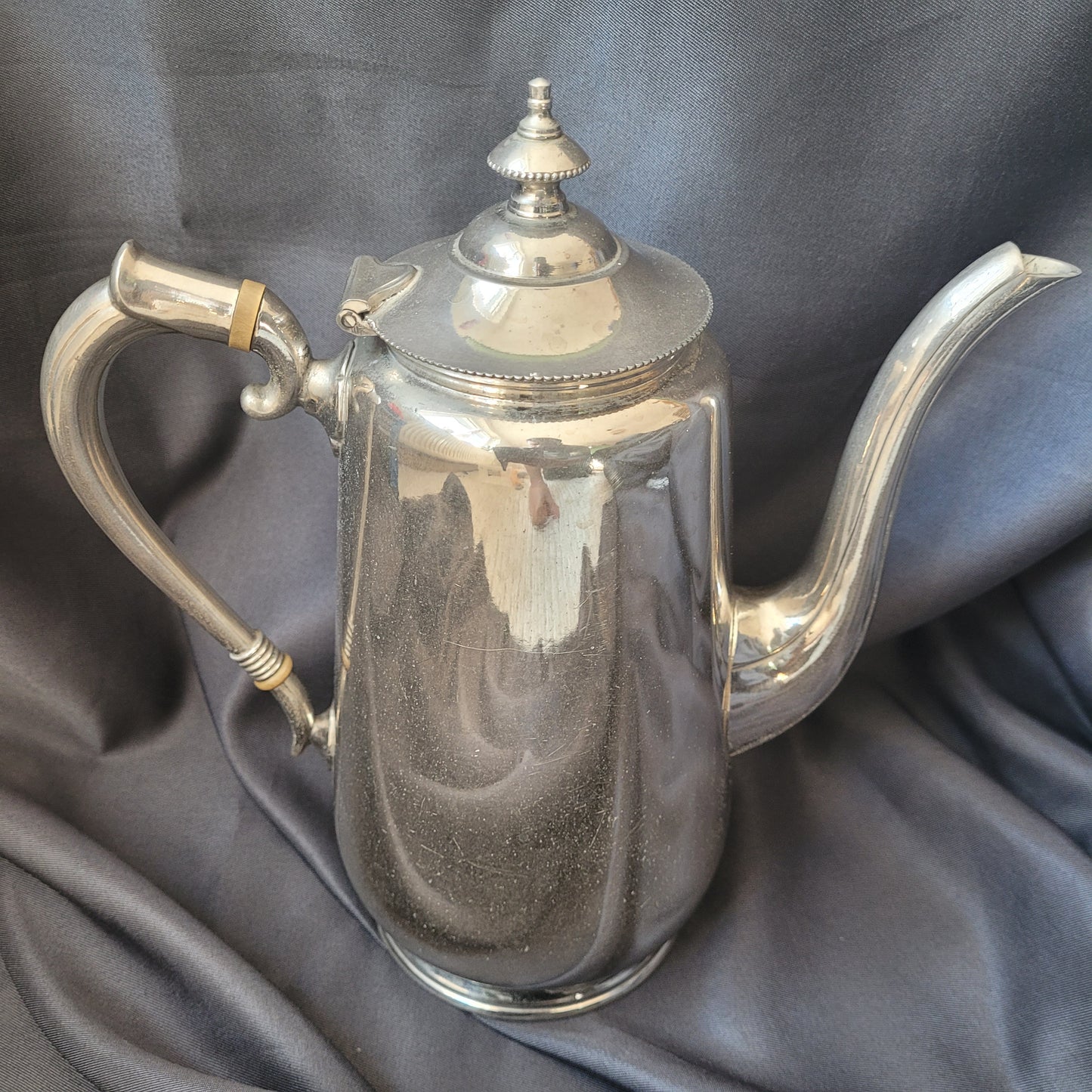 Jugendstil Kaffeekanne Gerhardi & Co. – Versilbertes Neusilber (Vintage)