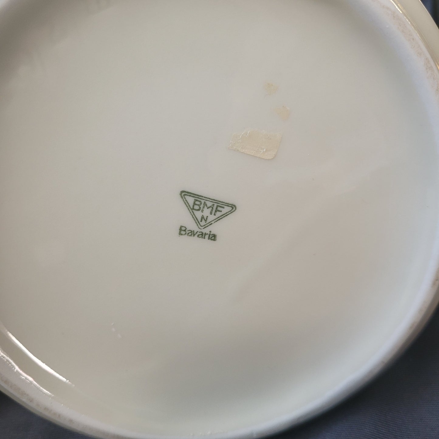 BMF Kaffeekanne mit Isolierhaube – Mid-Century Vintage – Porzellan & Chrom
