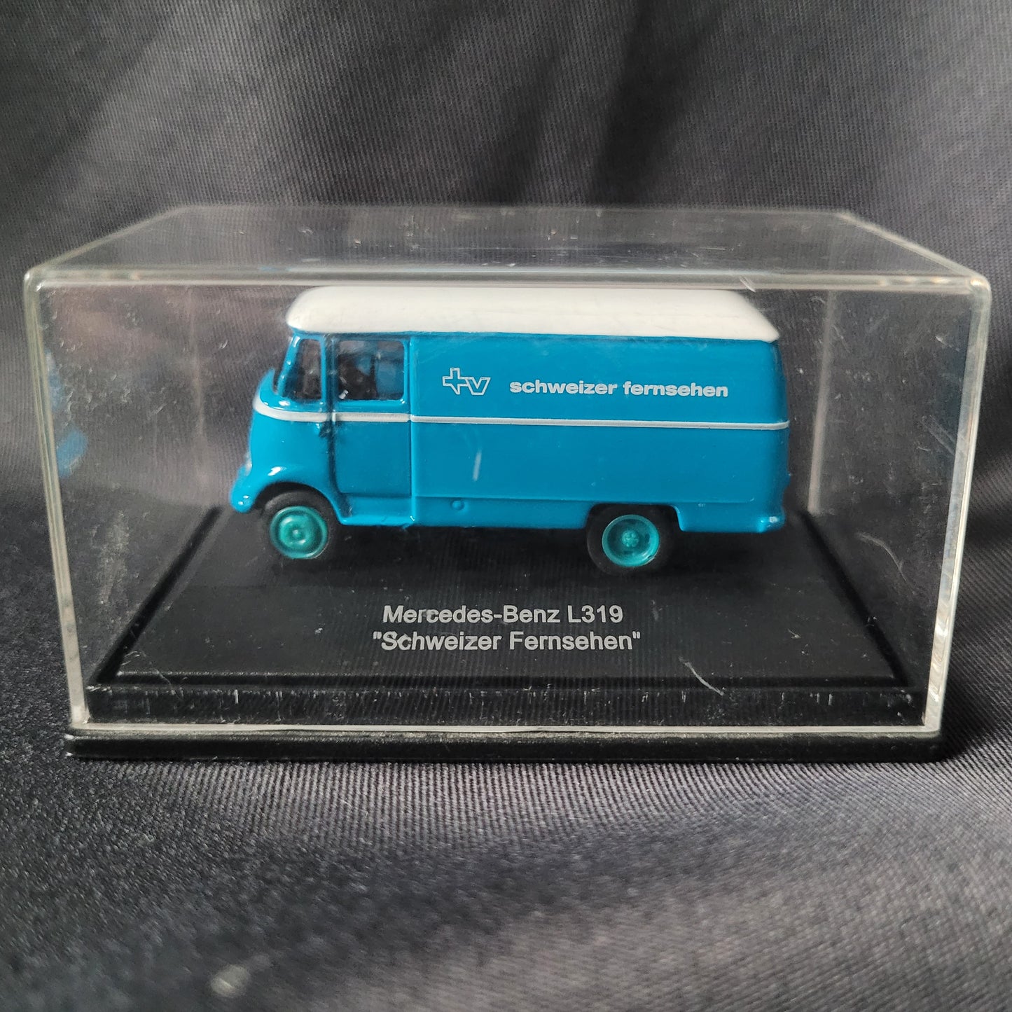 Schuco, Hongwell, Busch, Ricko, Welly, Märklin – Modellautos Maßstab 1:87, 1:72