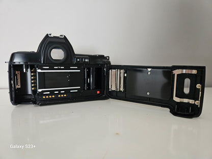 Nikon AF-801 - Spiegelreflexkamera - Ravify - Dein Shop für Retro- und Vintageartikel
