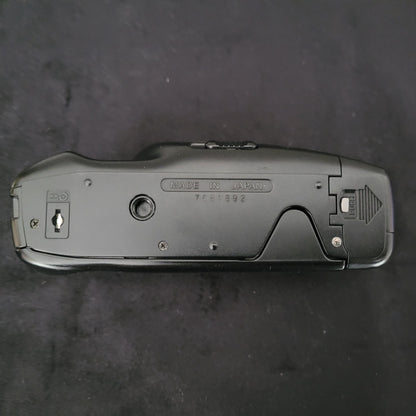 Nikon RF2 35mm Point & Shoot Analogkamera mit Originaltasche - Made in Japan