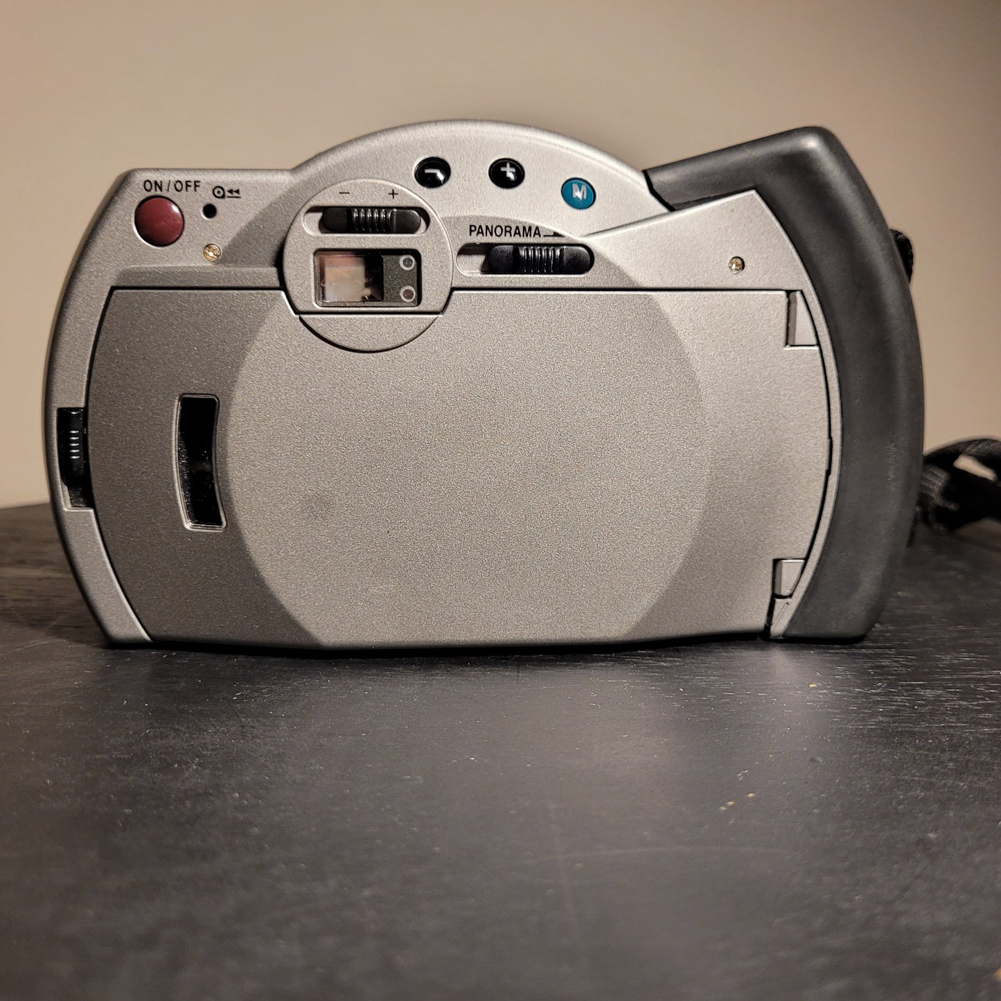 Samsung EXC 1S Panaroma Analogkamera - Vintage - Design by Porsche