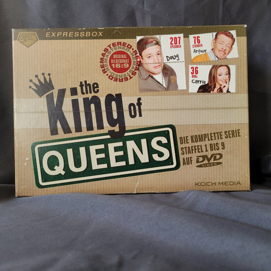 The King of Queens – Die komplette Serie Staffel 1–9 auf DVD im Original Bildformat 16:9, remasterte Sitcom-Kultserie mit Kevin James, Leah Remini und Jerry Stiller, Koch Media Expressbox mit allen Episoden und Bonusmaterial