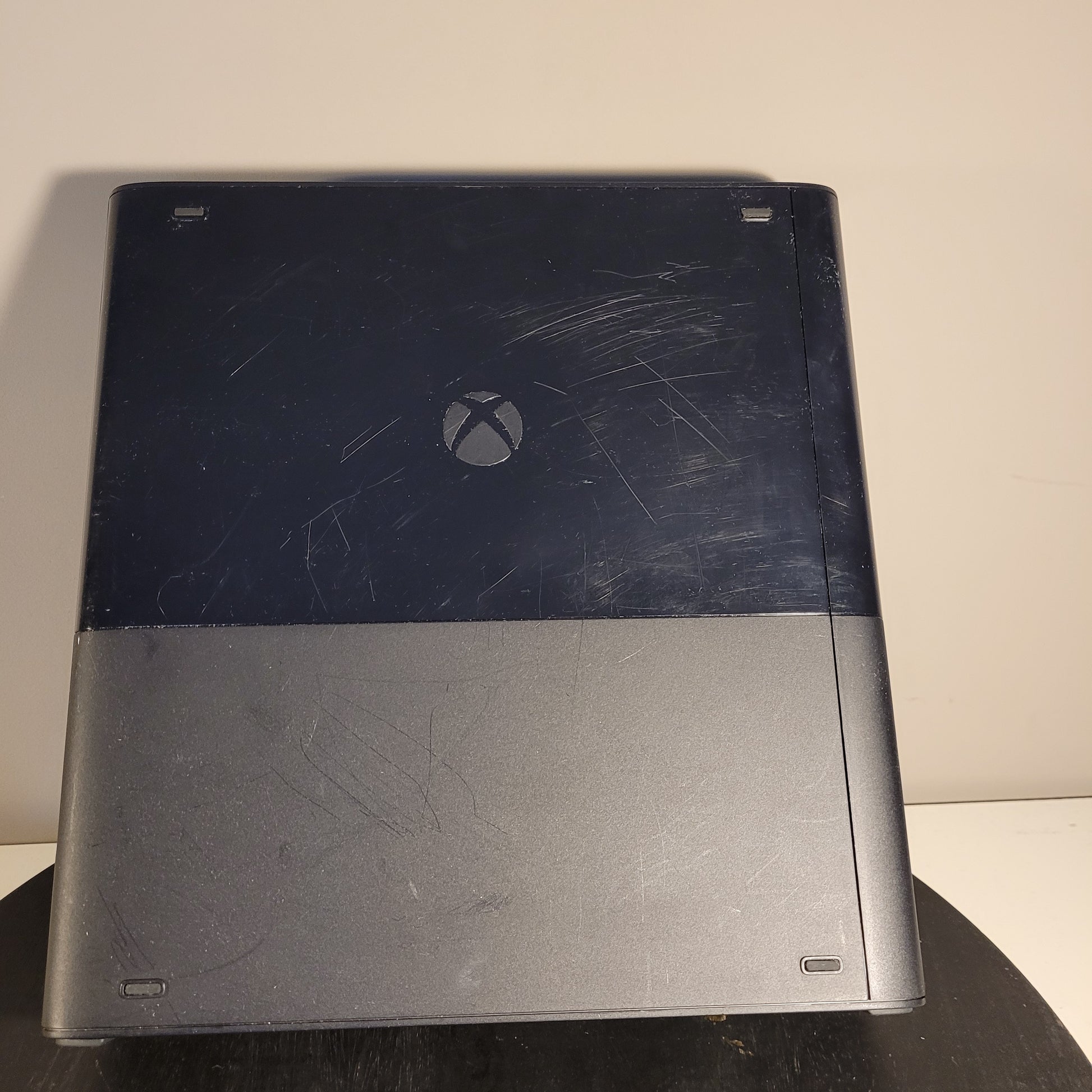 XBox Konsole E 250GB - 2 - Seitansicht