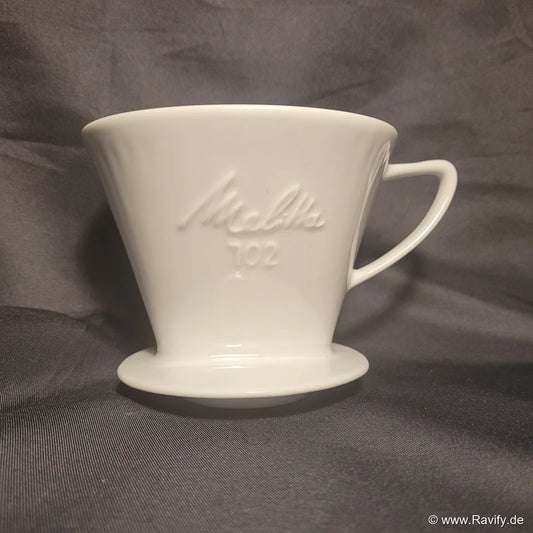 Weißer Melitta Kaffeefilter 102 aus Porzellan, 2 Löcher, Vintage Handfilter.