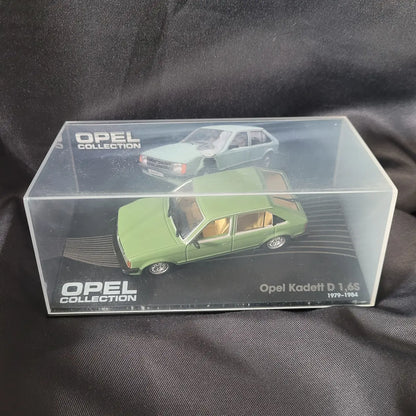 Grünes Modellauto des Opel Kadett D 1,6S (1979–1984) im Maßstab 1:43 aus der Opel Collection.