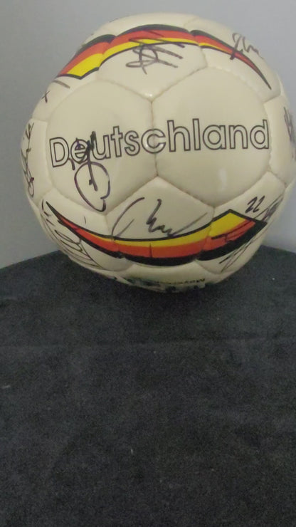 Produktpräsentationsvideo des TSV Alemannia Aachen Vintage Fußballs.