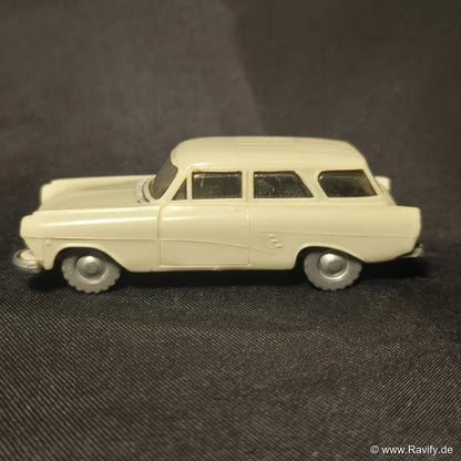 Siku V-Serie V144 Ford 17M Kombi Seitenansicht links