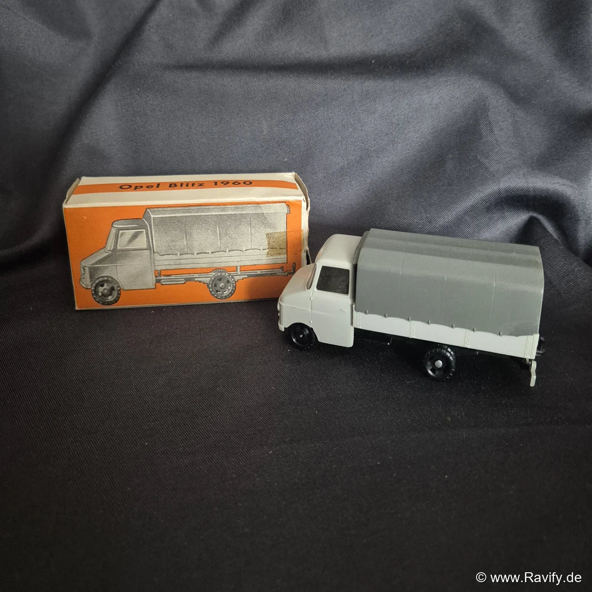 Siku V-Serie V168 Opel Blitz 1960 LKW mit grauer Plane und Originalschachtel (OVP)