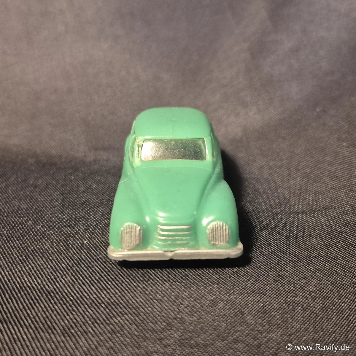 Siku V-Serie V26 DKW Sonderklasse Frontansicht mit versilbertem Kühlergrill und Scheinwerfern