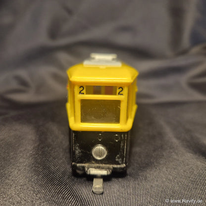 Siku V-Serie V40 Straßenbahn Frontansicht Linie 2