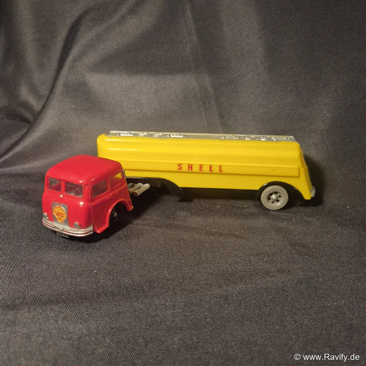 siku-v-serie-v46-hanomag-hs-sattelschlepper-shell-1-60