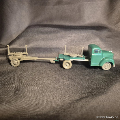 Siku V-Serie V61 Borgward Langholztransporter Seitenansicht mit Nachläufer